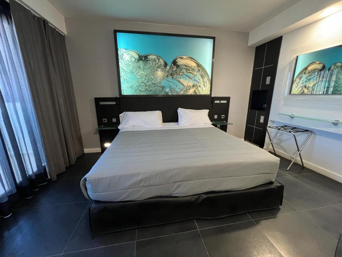 4Us La Manga Vip Hotel Exterior photo